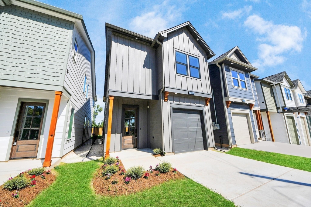 6312 Milwee Street - Photo 3