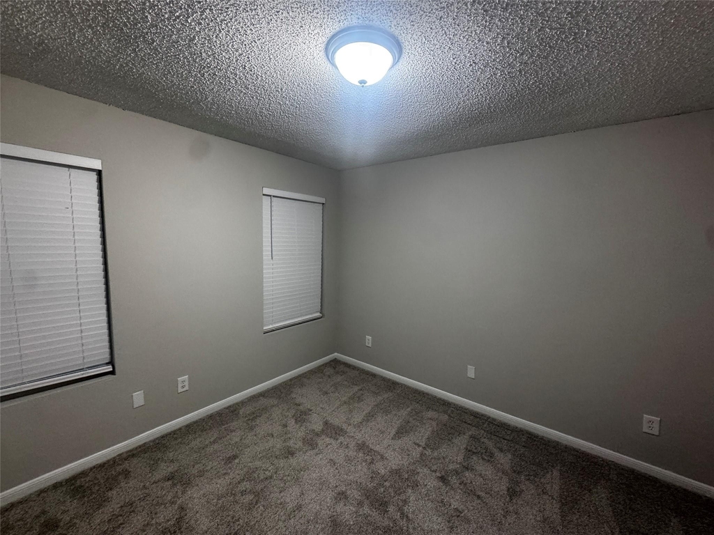 591 Spruce Drive - Photo 10