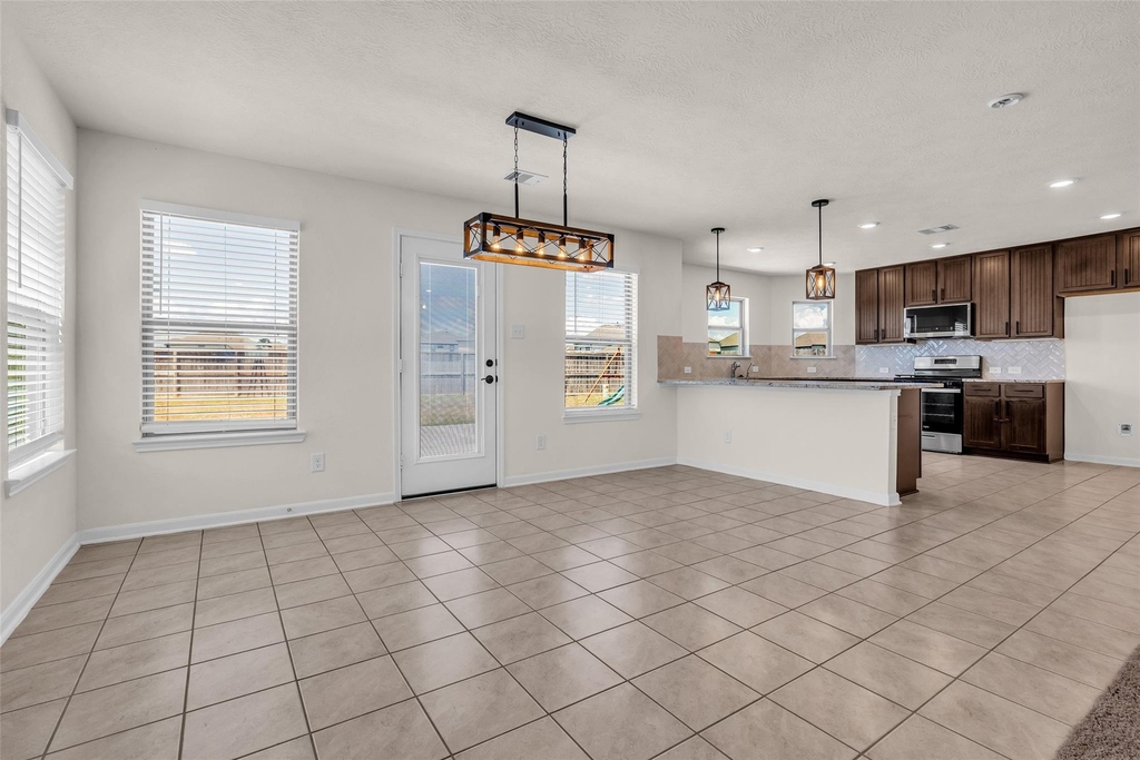 21278 Harbor Shore Drive - Photo 12