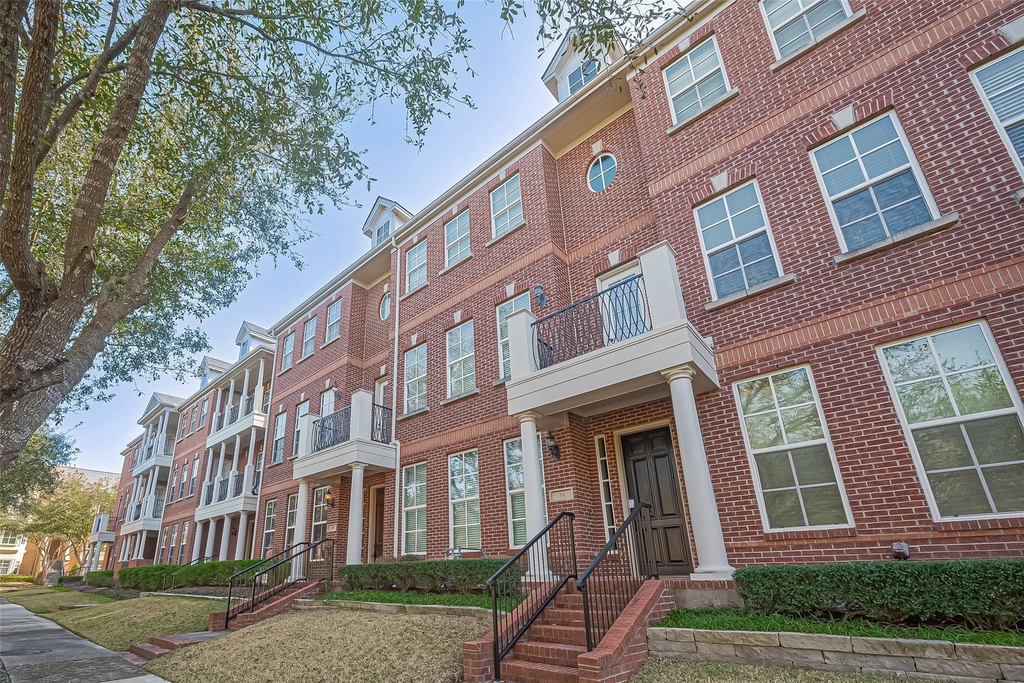 38 Islewood Boulevard - Photo 3
