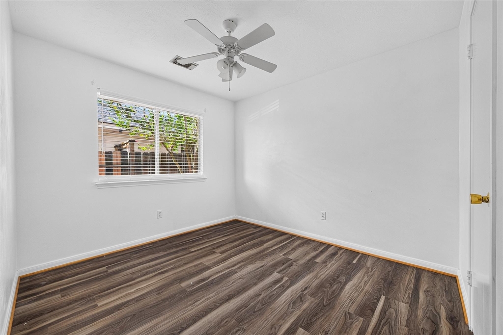 15502 Prairie Oaks Drive - Photo 23