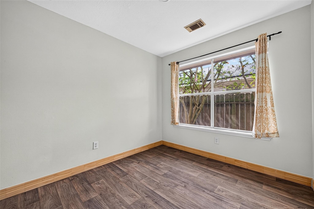 15502 Prairie Oaks Drive - Photo 20