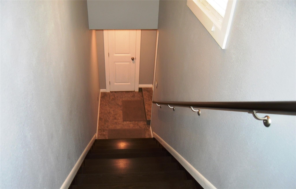 103 Elizabeth Street - Photo 8