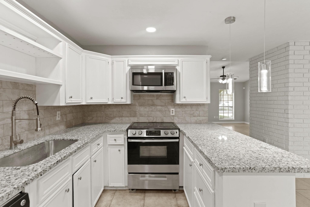 6827 Gettysburg Drive - Photo 10