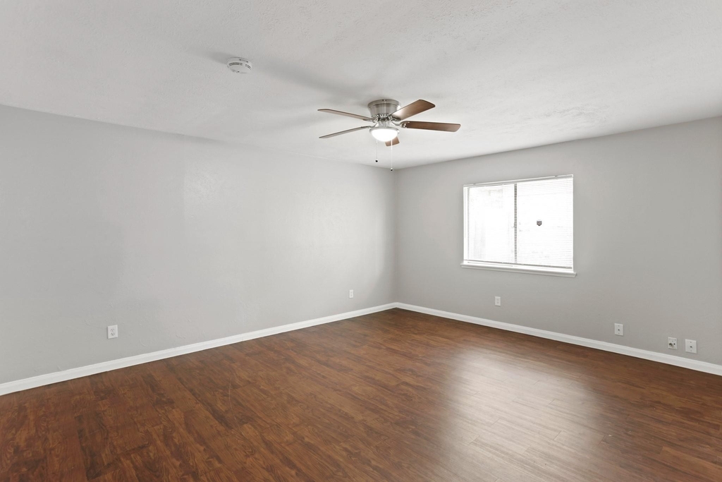 6827 Gettysburg Drive - Photo 14