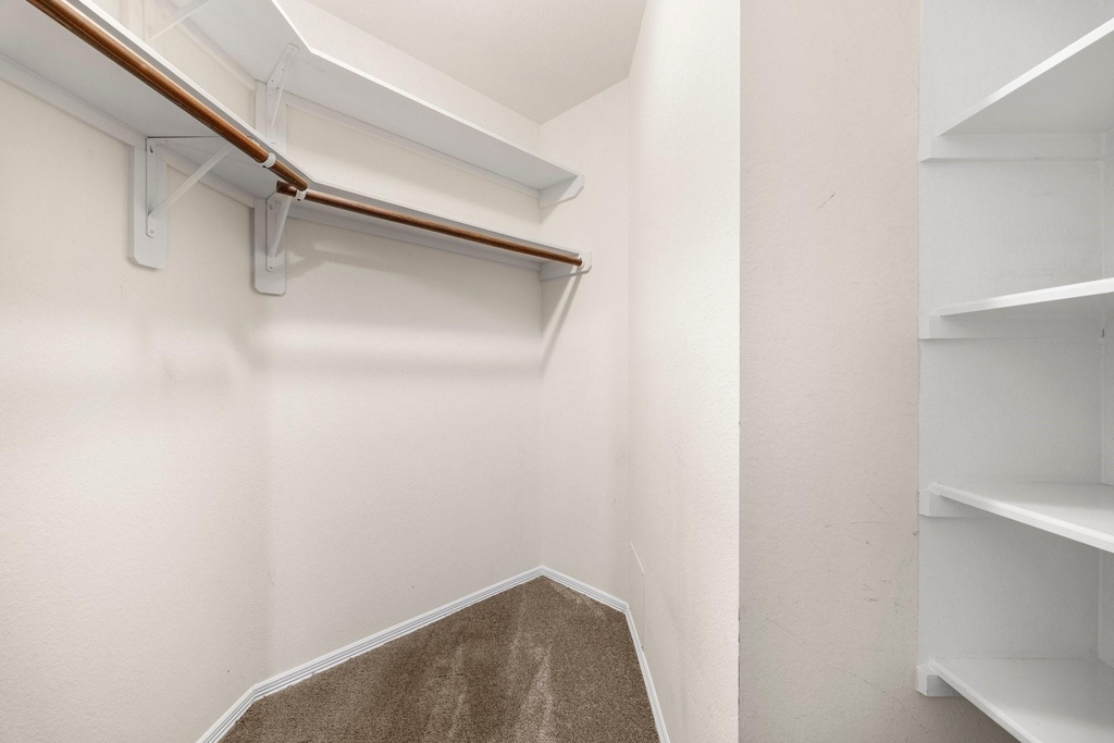 7815 Mary Katheryns Crossing - Photo 20