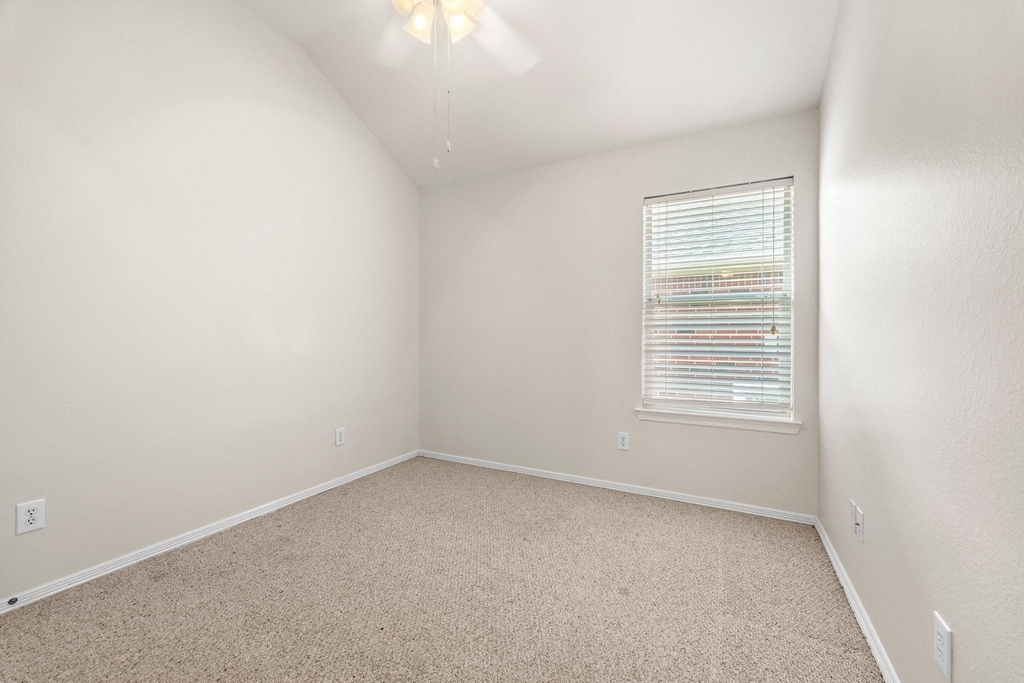 7815 Mary Katheryns Crossing - Photo 21