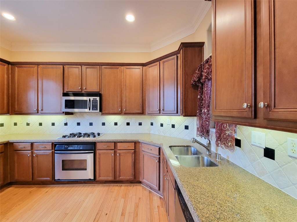 1742 Michigan Street - Photo 6