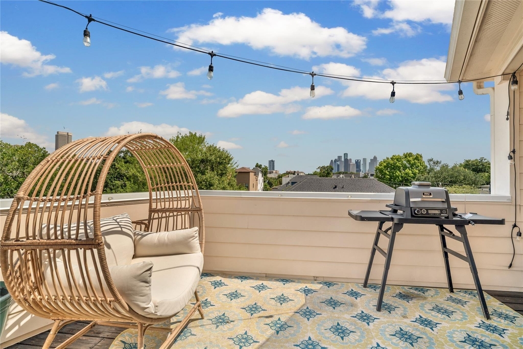1624 Vermont Street - Photo 0