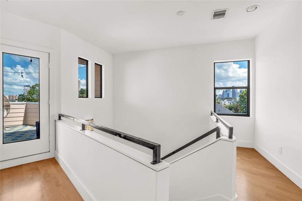 1624 Vermont Street - Photo 32
