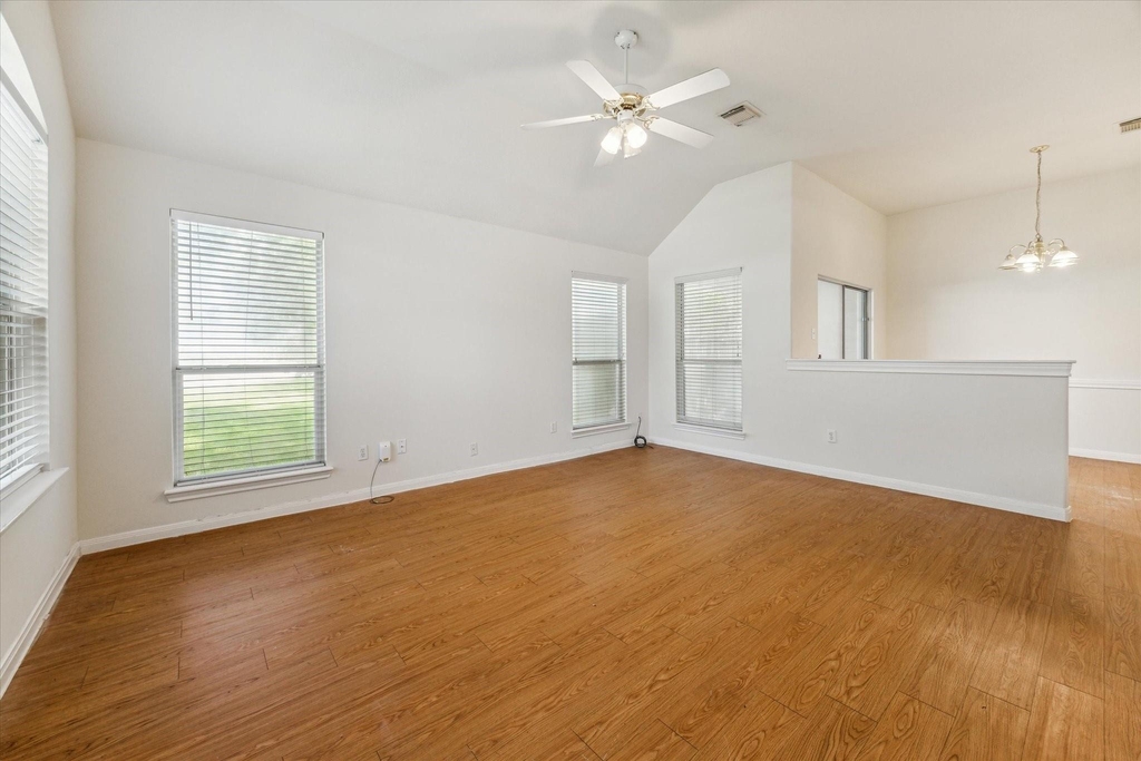 1806 Arbor Glen - Photo 3