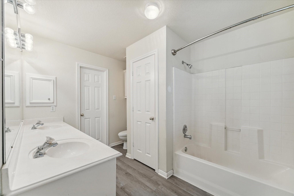 1806 Arbor Glen - Photo 10