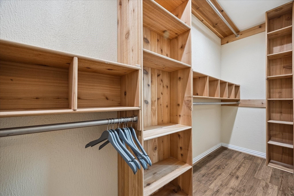 1325 Curtin Street - Photo 8