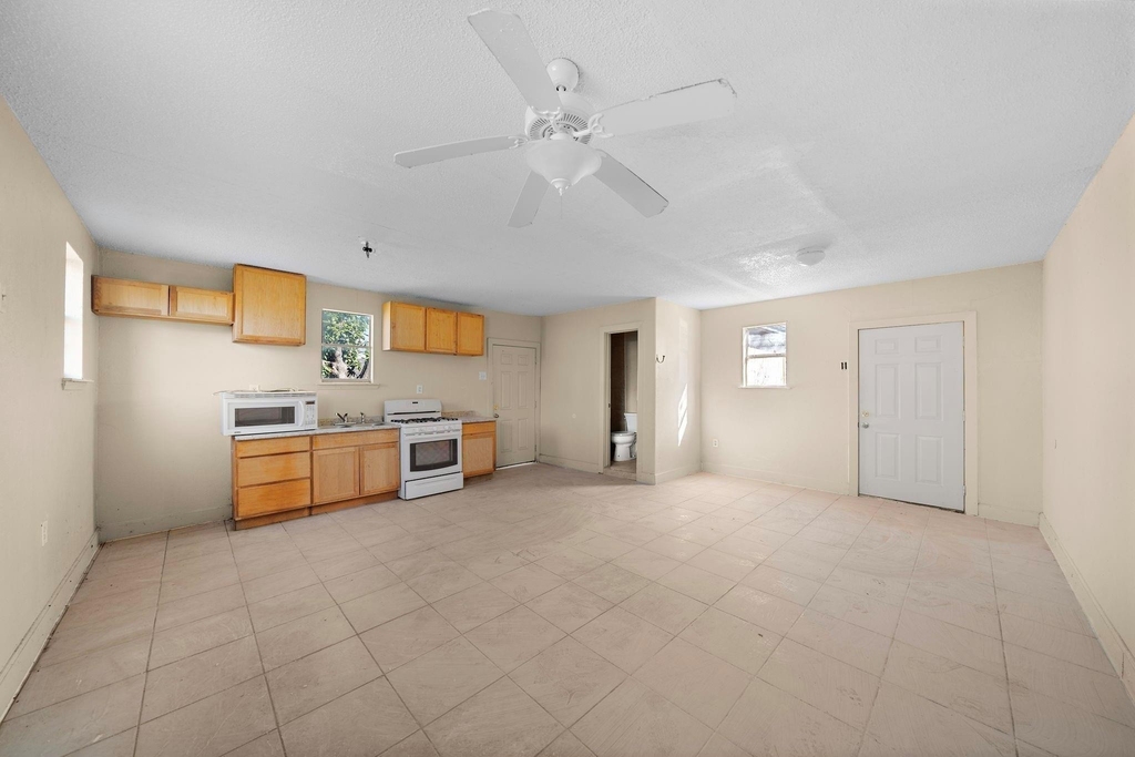 128 Kress Street - Photo 9