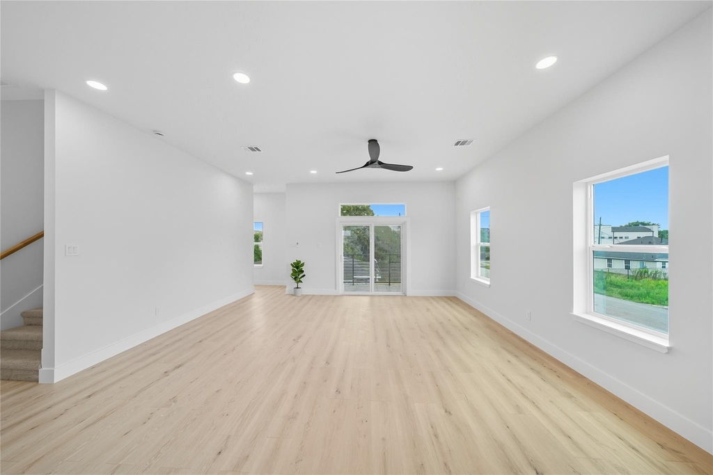 4749 Wilmington Street - Photo 8