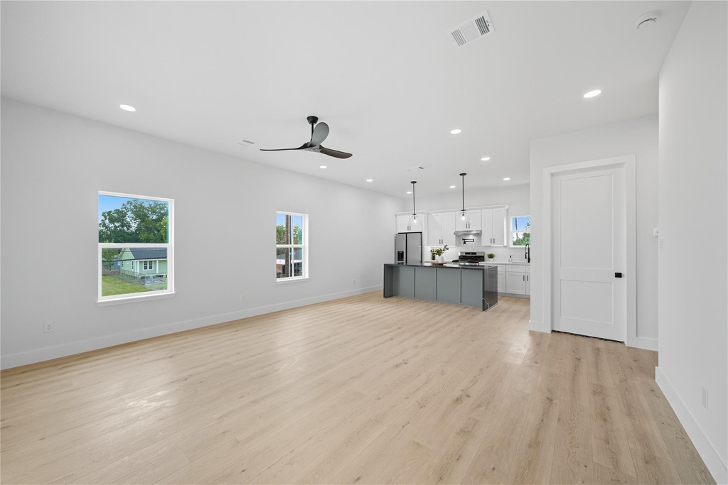 4749 Wilmington Street - Photo 4