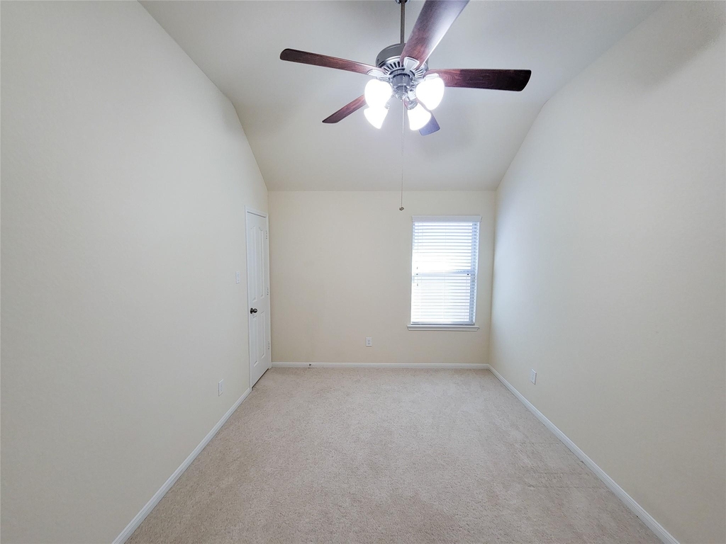 17018 Taffaine Drive - Photo 16
