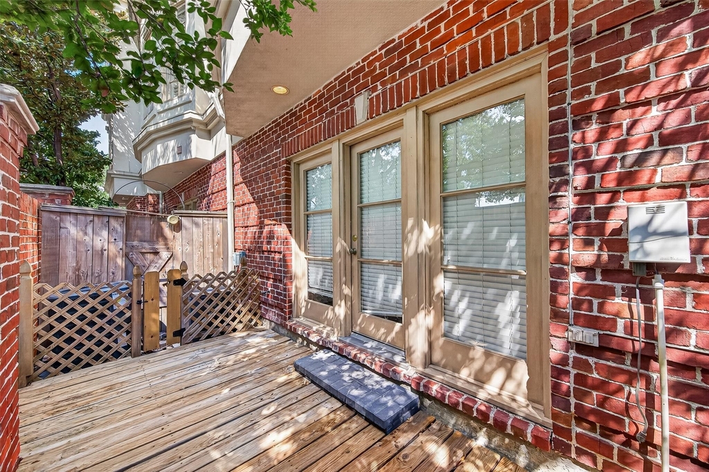 2508 South Boulevard - Photo 33