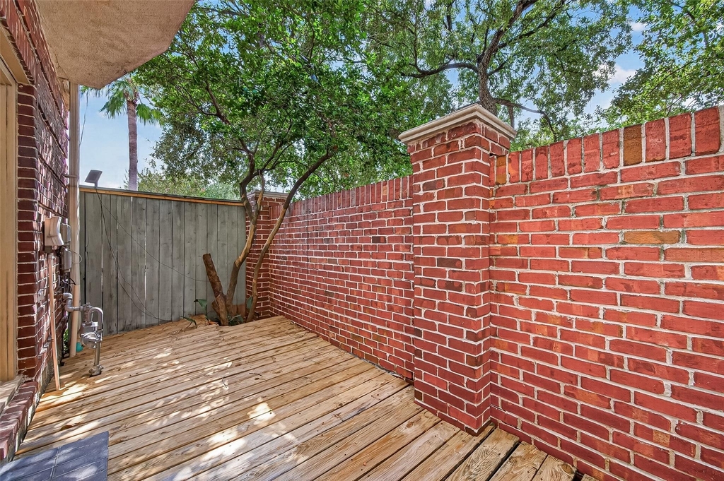 2508 South Boulevard - Photo 35