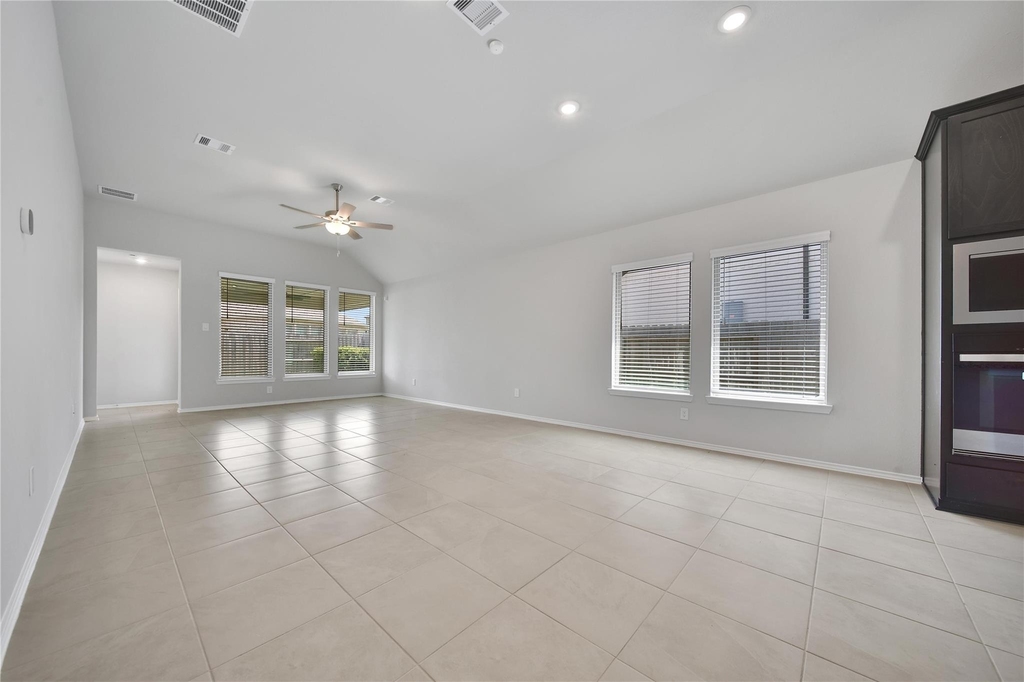 1326 Lakeside Creek - Photo 10