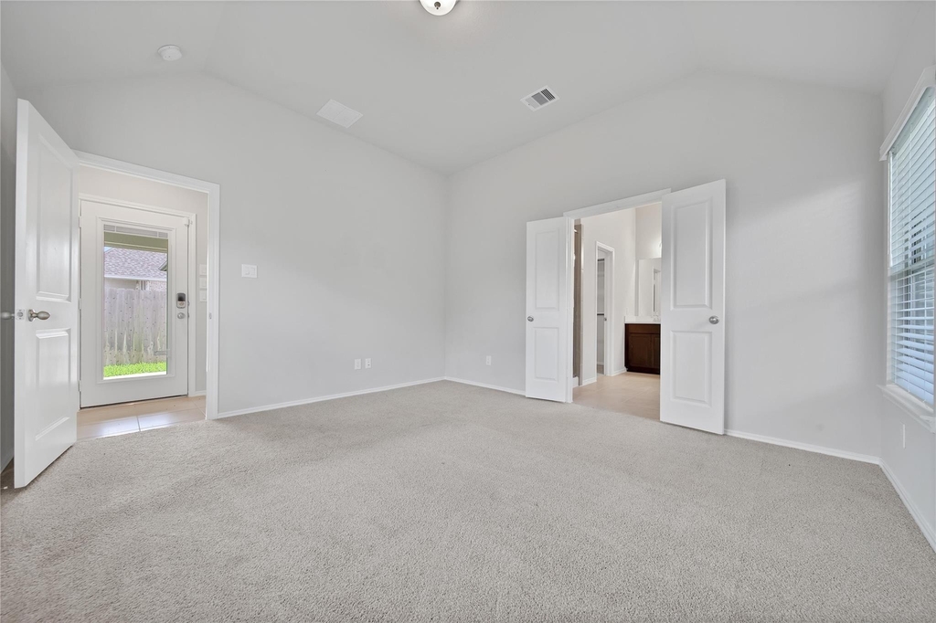 1326 Lakeside Creek - Photo 13