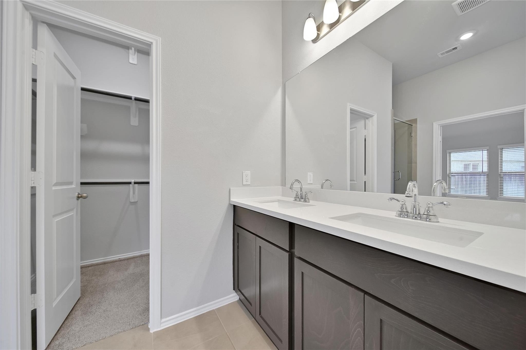 1326 Lakeside Creek - Photo 15