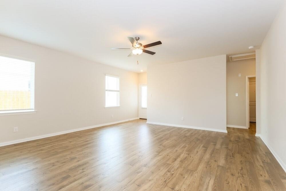 15643 Plum Brook Drive - Photo 3
