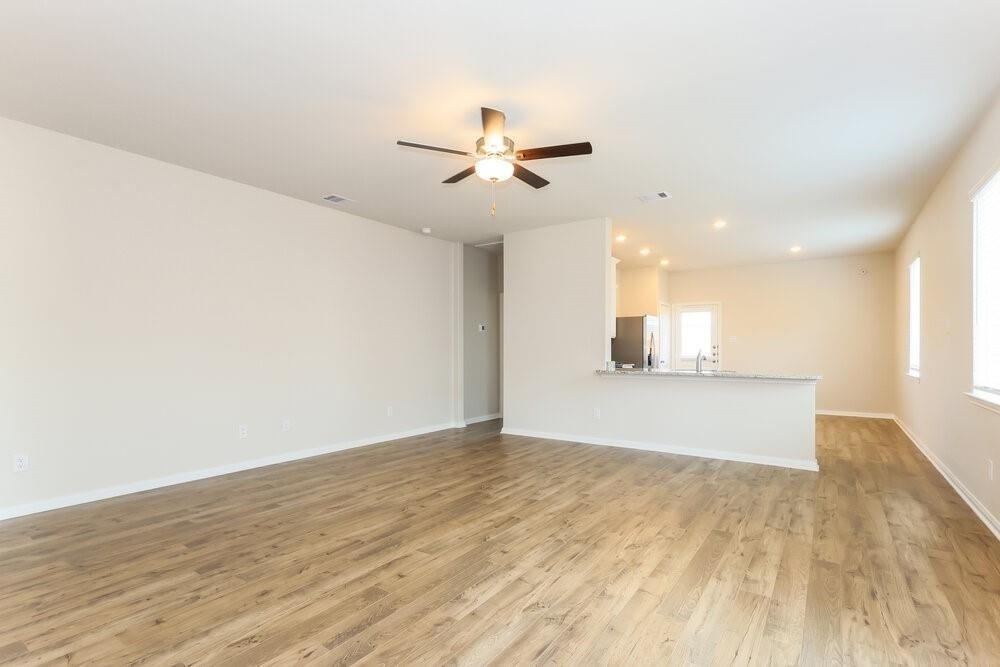15643 Plum Brook Drive - Photo 1