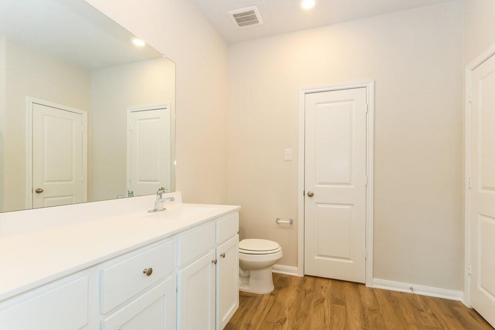 15643 Plum Brook Drive - Photo 8