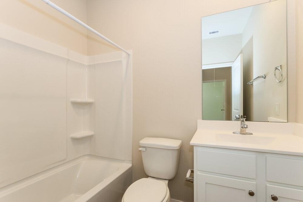 15643 Plum Brook Drive - Photo 13