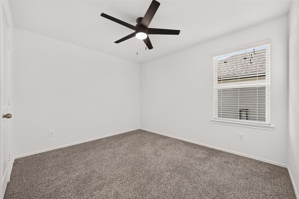 31115 Bonnington Venture Drive - Photo 13