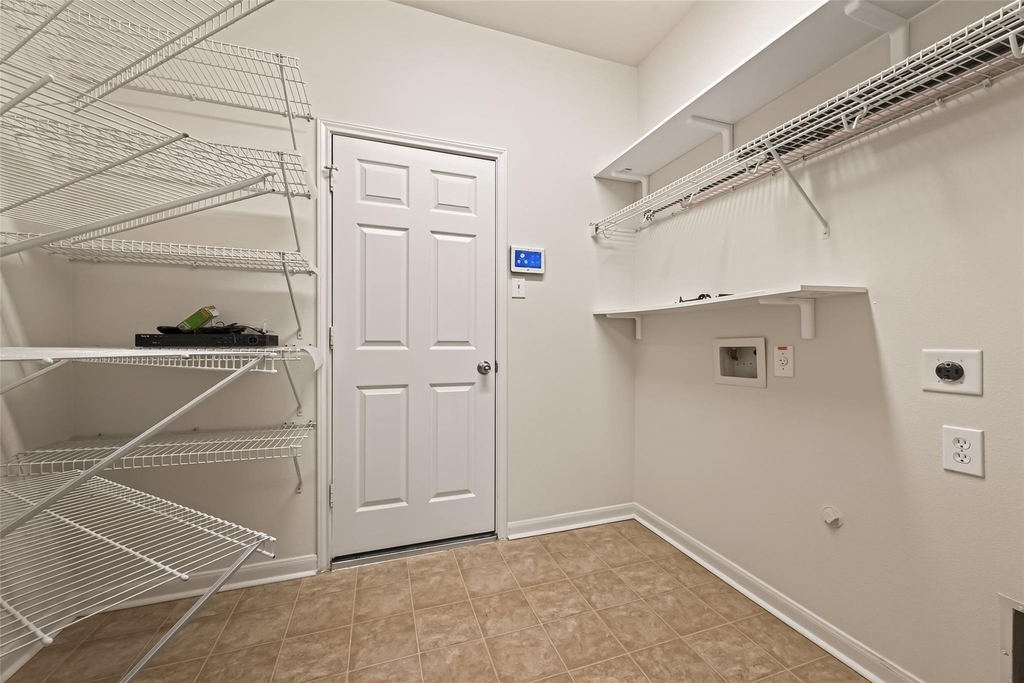 13109 Rippling Creek Lane - Photo 9