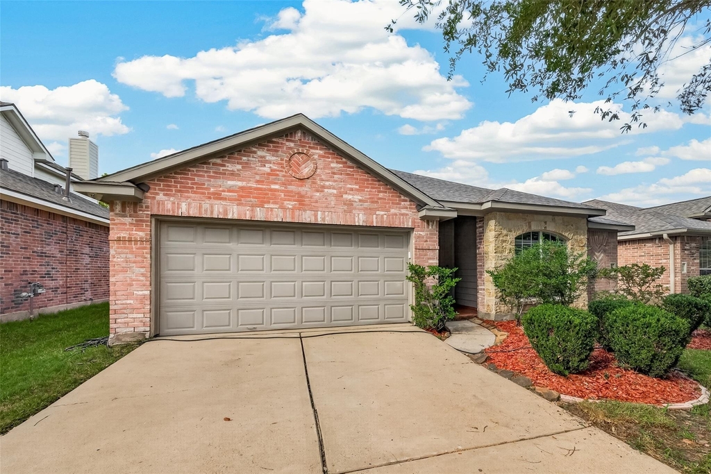 13109 Rippling Creek Lane - Photo 0