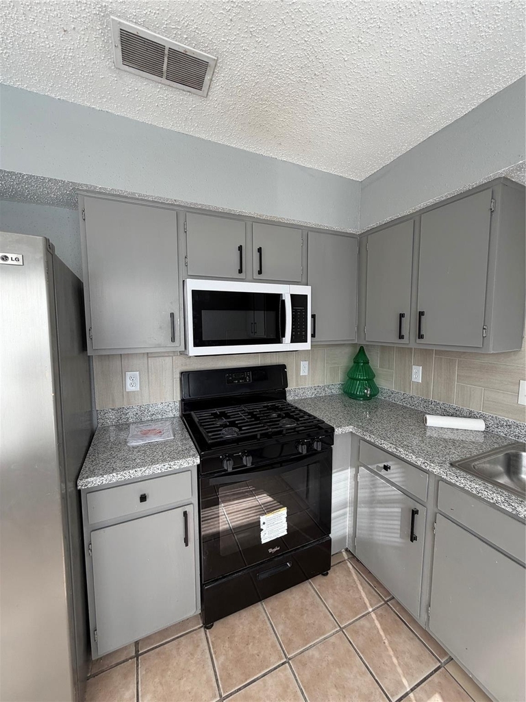 19459 Cypress River Drive - Photo 1