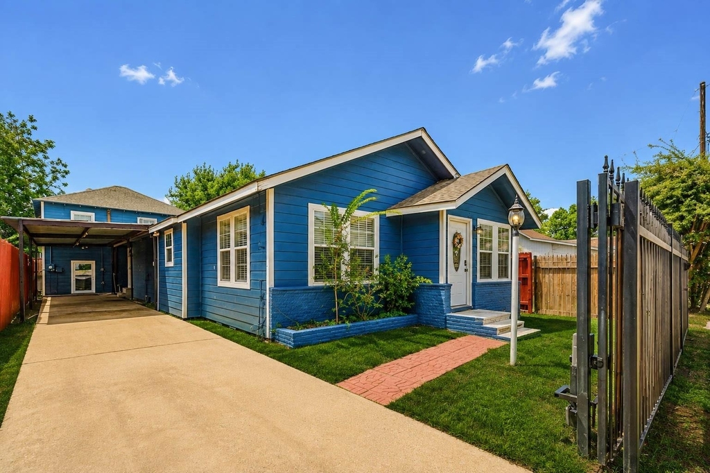 3205 Eastex Freeway - Photo 46