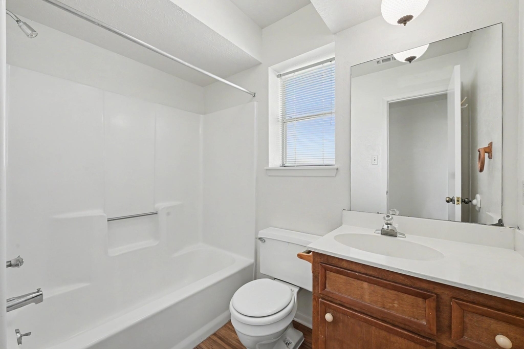1605 Hazelwood Street - Photo 13