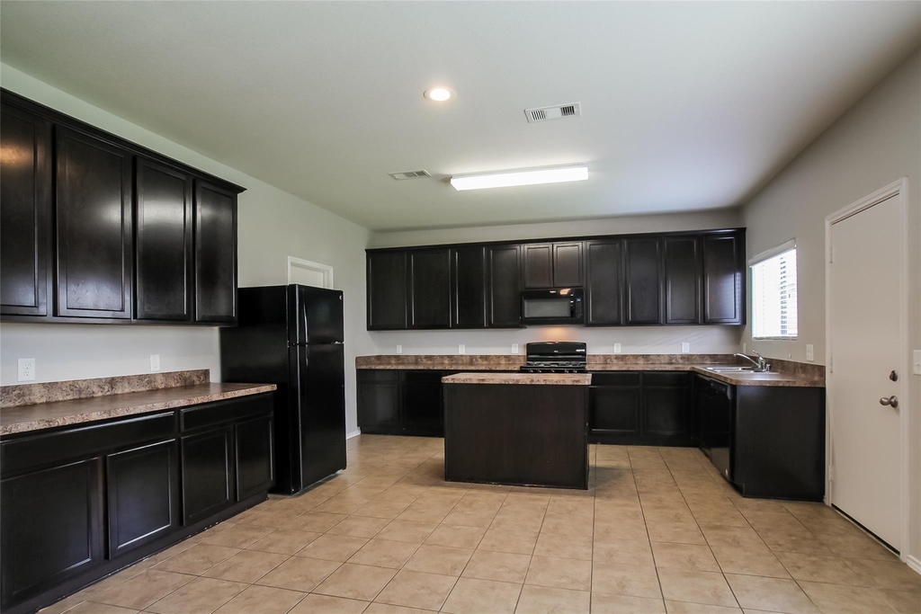 16406 Peyton Stone Circle - Photo 5