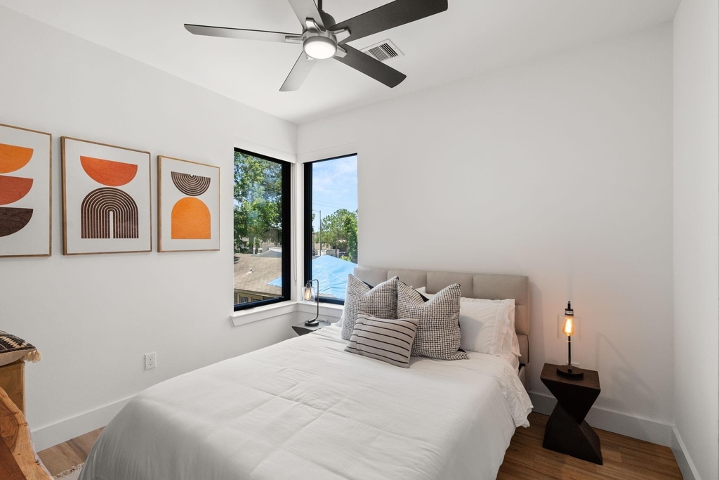 409 Blueberry Street - Photo 27