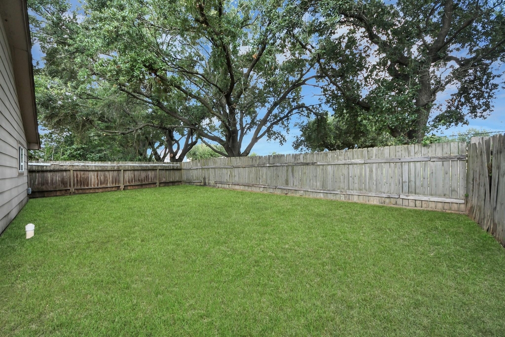 11122 Windmark Place - Photo 10