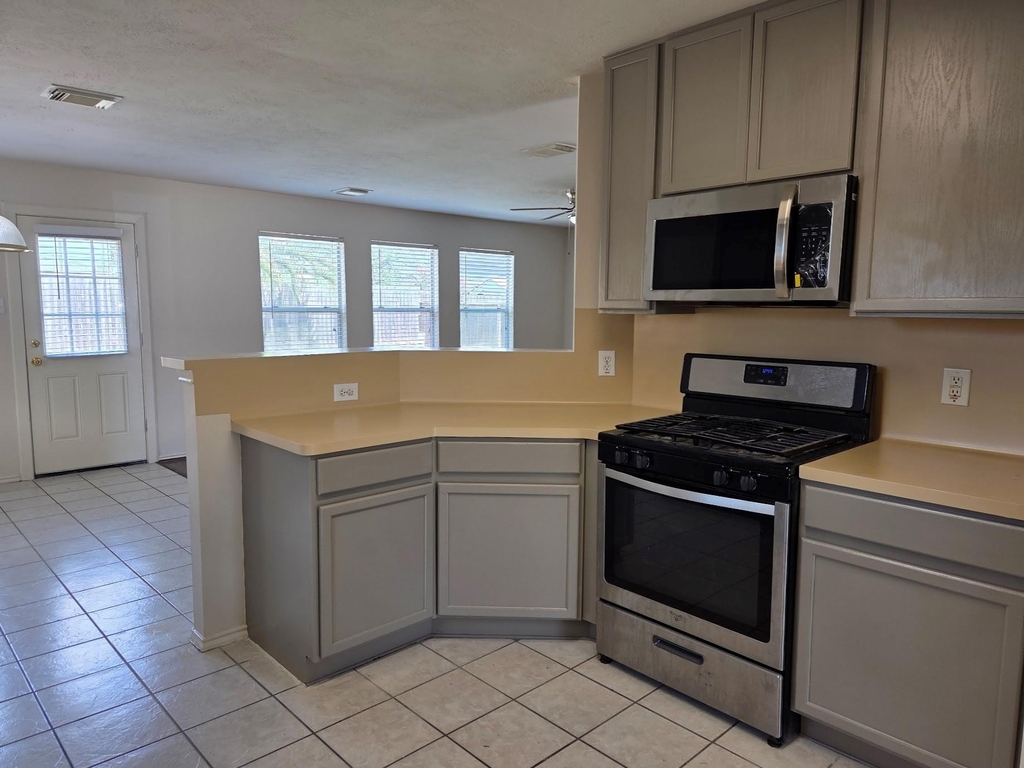 21706 Haverbay Court - Photo 9