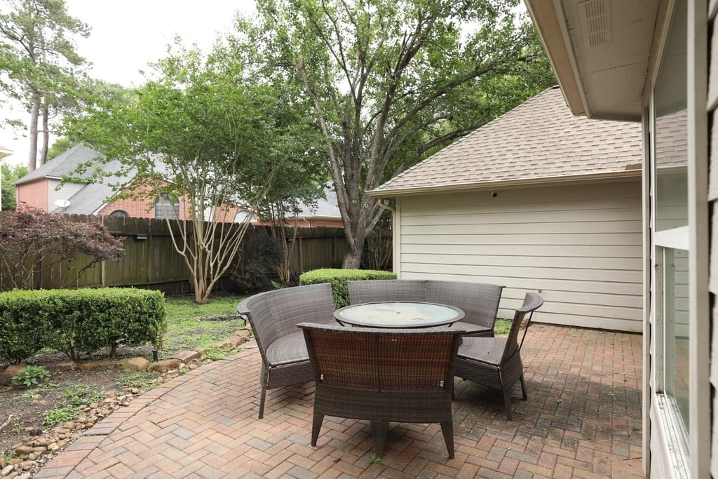 1715 Red Oak Terrace - Photo 31