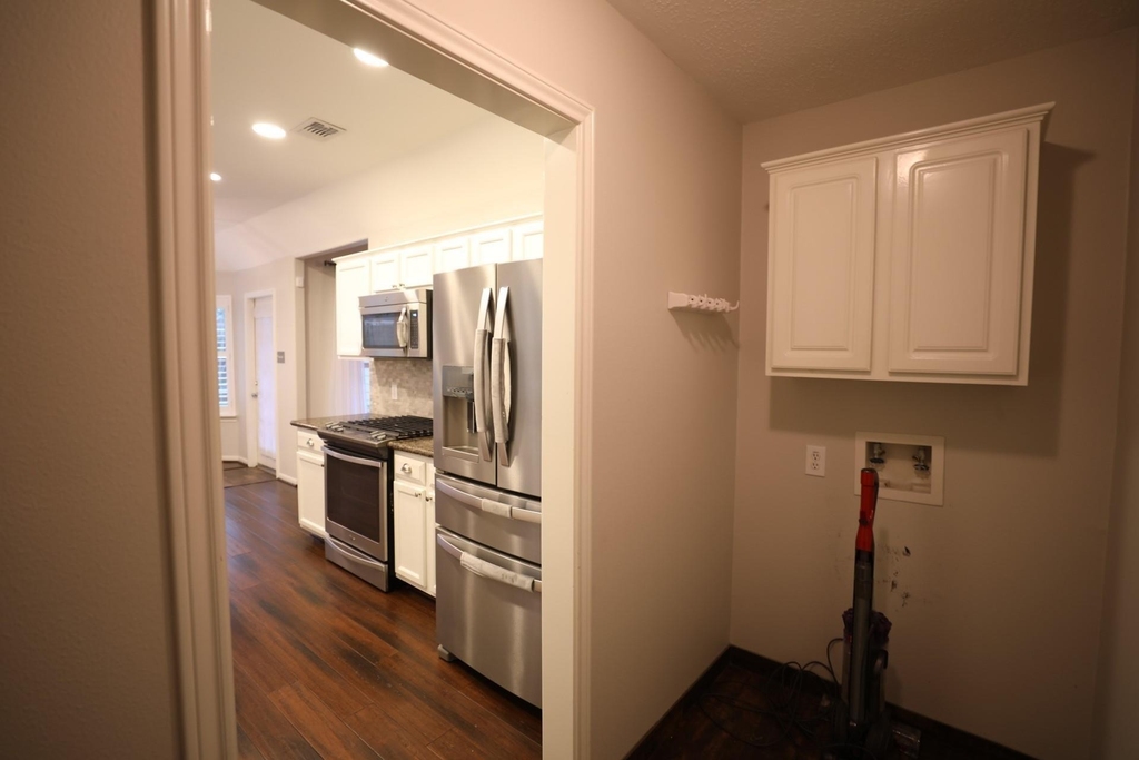 1715 Red Oak Terrace - Photo 27