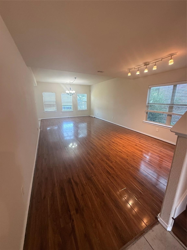 22607 Banter Point Lane - Photo 4