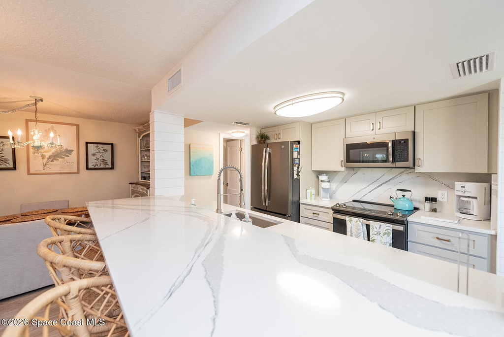 401 Seaport Boulevard - Photo 17