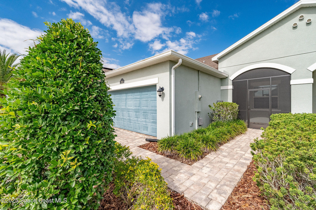 7954 Loren Cove Drive - Photo 1