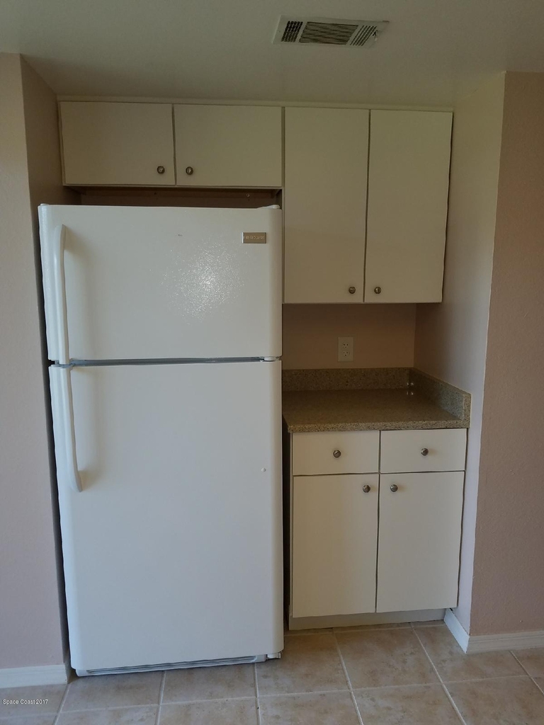 1515 Huntington Lane - Photo 3