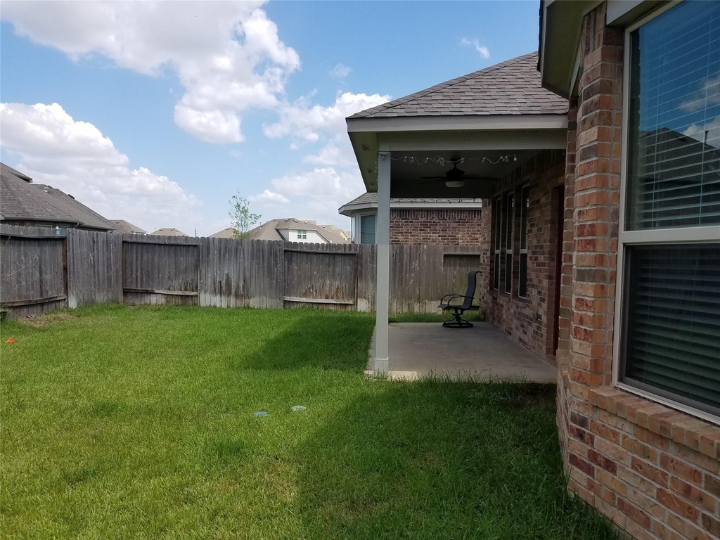 30238 Creekside Drive - Photo 17