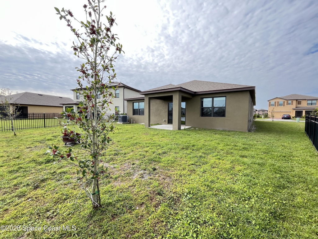 3743 Coachman Lane Se - Photo 10