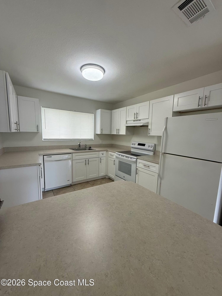 1200 Vineland Street - Photo 19