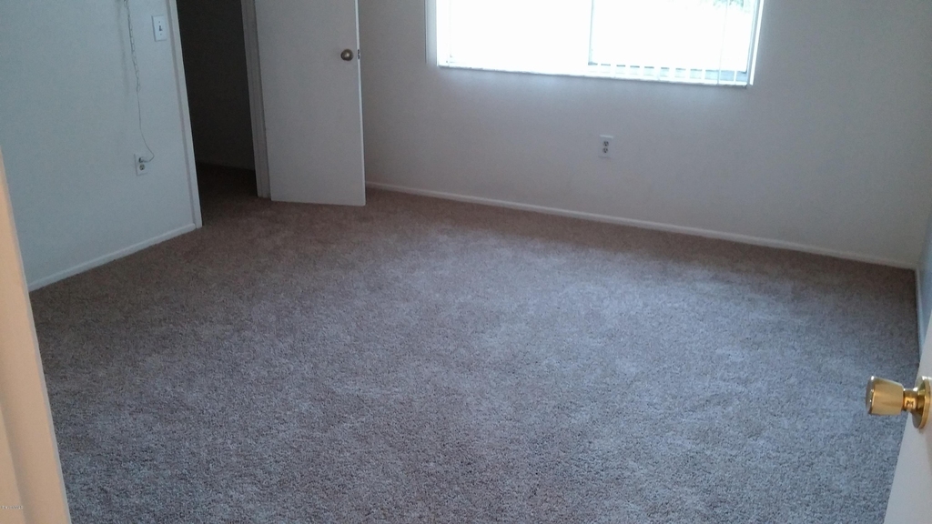 1200 Vineland Street - Photo 7